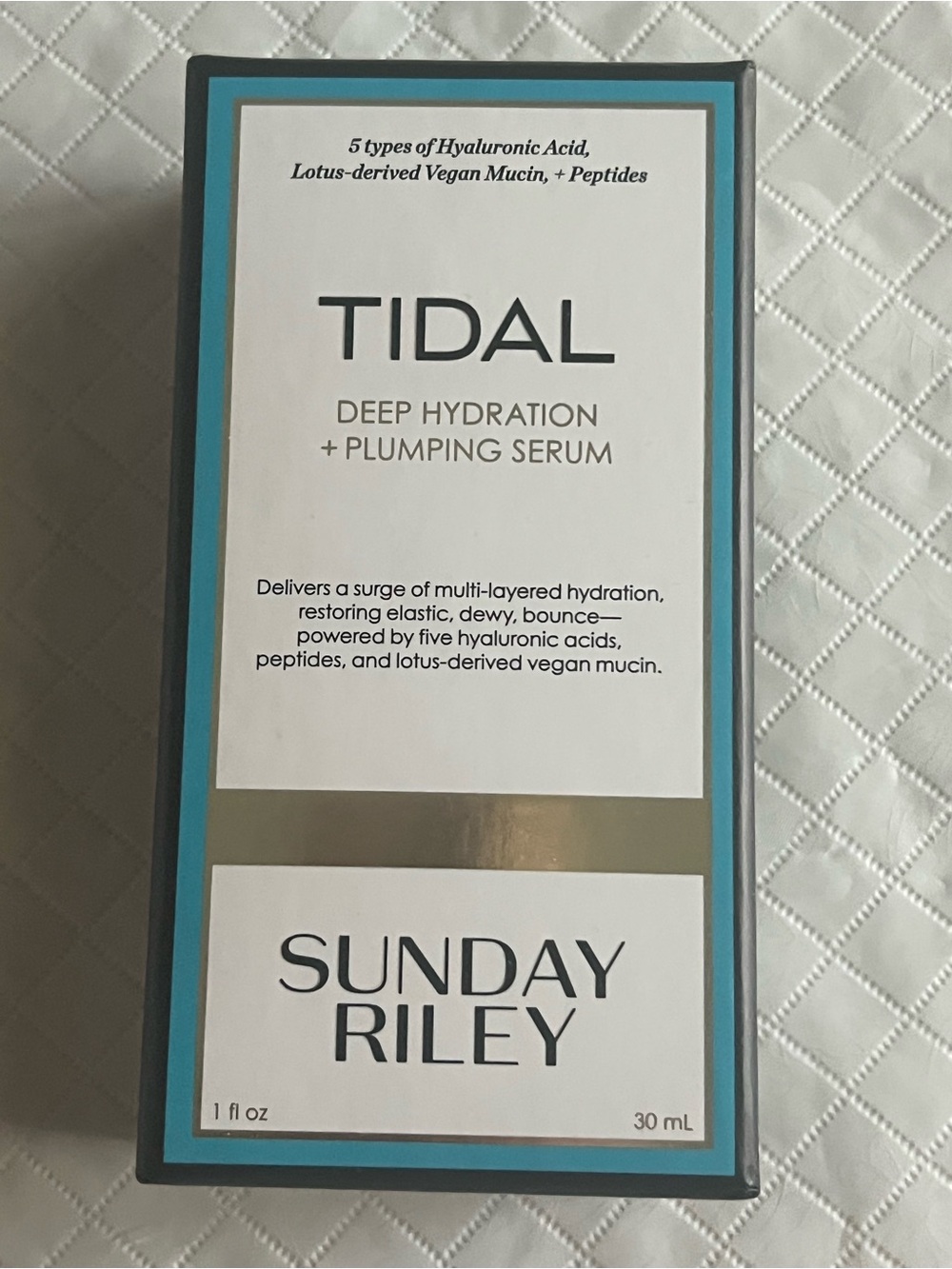 Sunday Riley Tidal Deep Hydration + Plumping Serum — Blue